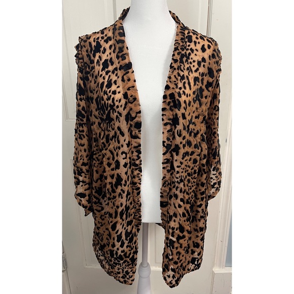 Beach Riot Coverup with Leopard Print and Velvet - Picture 4 of 13